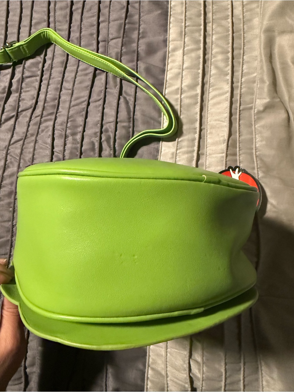 NWT Vixen by Micheline Pitt Novelty Ghostbusters Slimer Crossbody Bag - Picture 6 of 15